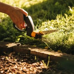 Fiskars Rasenkantenschere -Gartenbedarf Verkäufe 2024 0920300308 FISKARS Rasenkantenschere 4 107007