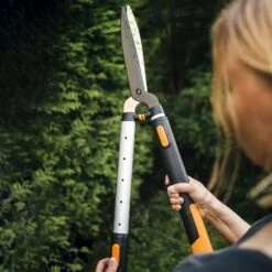 Fiskars SmartFit Teleskop Heckenschere -Gartenbedarf Verkäufe 2024 0920300643 SmartFit Teleskop Heckenschere HS86 6 107021