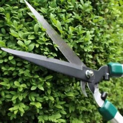 Pro Alu Heckenschere Mit Exzellenter Schneidleistung 5 Pro Alu Heckenschere Mit Exzellenter Schneidleistung -Gartenbedarf Verkäufe 2024 0920300667 pro alu heckenschere mit astabschneider 52143