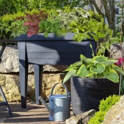 Pflanzgefäß Rib Cullen Schwarz, Ø 35 X H 34 Cm -Gartenbedarf Verkäufe 2024 0980250129 Hochbeet mit Beinen und Deckel anthrazi 3210103447 Pflanzgefaess Rib Cullen schwarz 111352