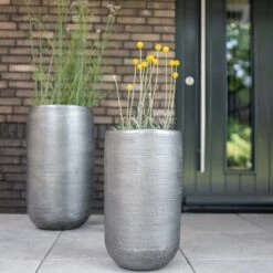 Pflanzgefäß 'Rowen', Silber, Ø 41 X H 72 Cm -Gartenbedarf Verkäufe 2024 3210801635 3210801636 3210801637 3210801638 Pflanzgefaess Rowen silber 9 115027 2
