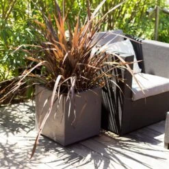 Pflanztrog 'Volcania Dado', Anthrazit, L 39,5 X B 39,5 X H 43,5 Cm -Gartenbedarf Verkäufe 2024 3230101084 Pflanztrog Volcania Dado anthrazit 39x39xH43cm 31Ltr7 75427